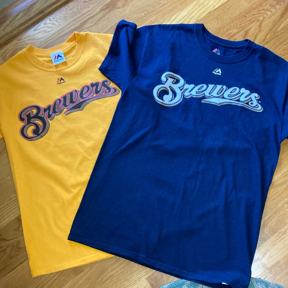 2 Milwaukee Brewers Tee shirts.